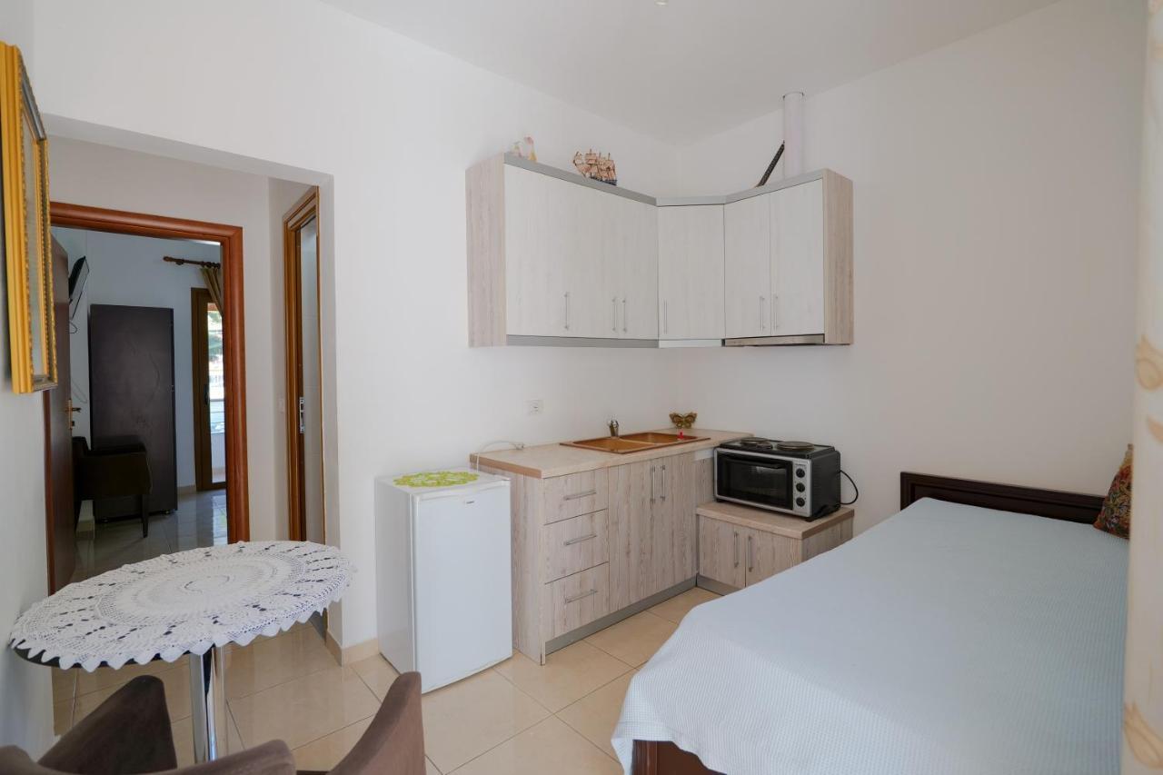 Arijons Apartments Sarandë 외부 사진